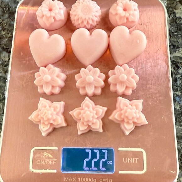 NEW WAX MELTS 2.22oz Bath and Body Works Candle Wax Melts - A THOUSAND WISHES! - Picture 3 of 4